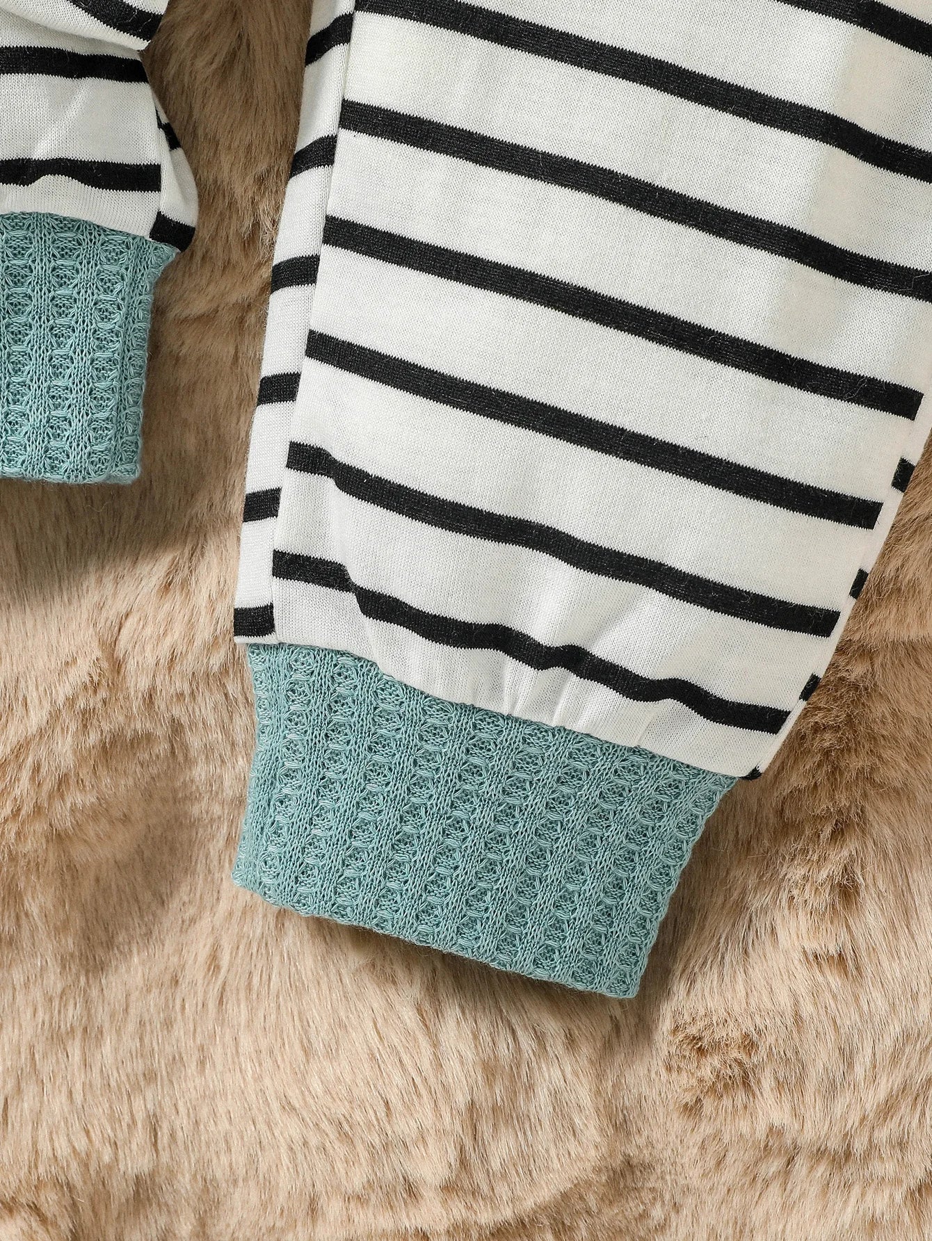 Cute Baby Boys Clothes Set (Green / Brown)